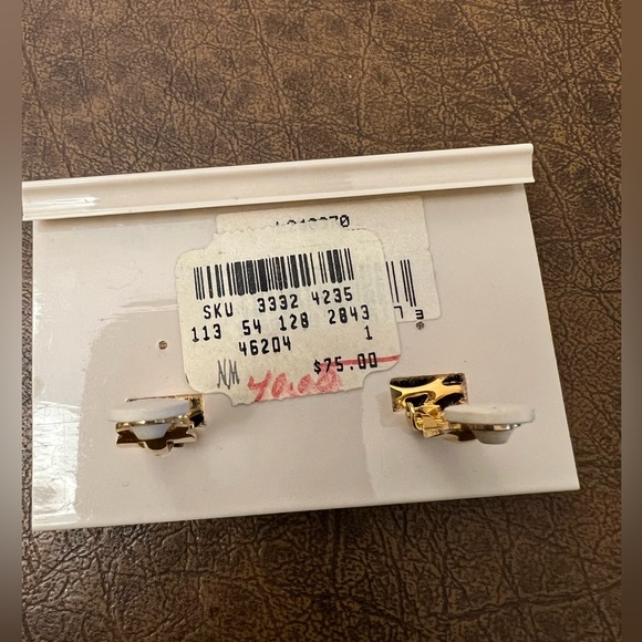 Swarovski for Neiman Marcus colored Swarovski crystal clip on earrings - Picture 3 of 7